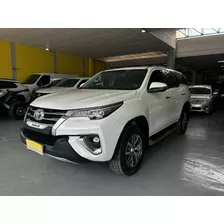 Toyota Hilux Sw4 4x4 Srx 2.8 Tdi 6 At 2018 Km 100.700