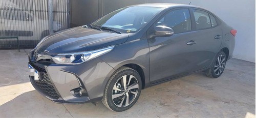 Toyota Yaris 2022 1.5 107cv Xls Cvt Sedan