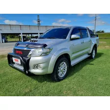 Toyota Hilux 2013 3.0 Cd Srv Tdi 171cv 4x2 - B3