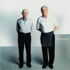 Twenty One Pilots - Vessel.