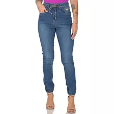 Calça Jeans Jogger Feminina Com Cinto Trançado Casual