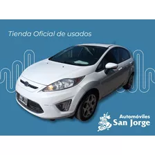 Ford Fiesta Kinetic Design 1.6 Design Titanium 2013