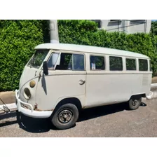 Volkswagen Kombi Curujinha