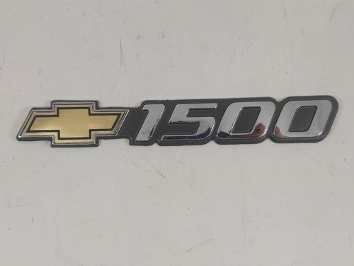 Emblema Letrero Chevrolet 1500 1999 2000 01 02 03 04 05 2006 Foto 4