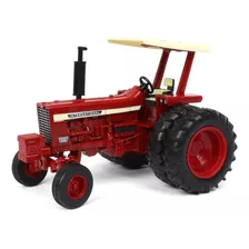 Tractor Farmall 856