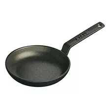 Minisartén Staub De Hierro Fundido De 4,75 Pulgadas - Negro 