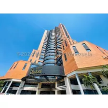 Oficina Comercial En La Iconica Y Prestigiosa Torre Sindoni De Maracay 24-22819 Irrr