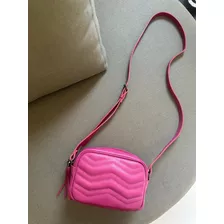 Bolsa Feminina Preta 100% Couro Pequena Matelassê Moderna