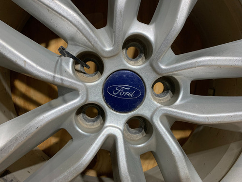 Rin Aluminio 18x8 Ford Edge 2015 - 2020 5 Birlos Foto 2