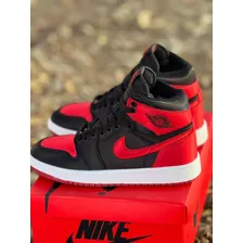 Jordan Retro 1 Rojo Negro 27 Cm