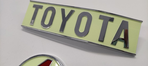 Toyota Land Cruiser Fj40 Emblemas Traseros  Foto 5