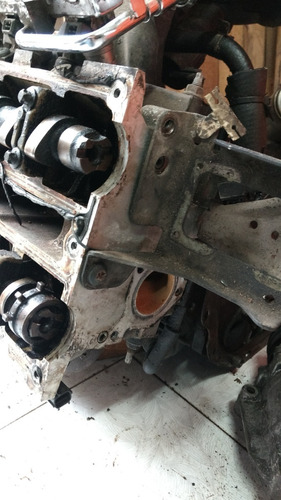 Cabezote De Motor Sin Arbol Levas 2.0 Escape Ford Zx2 28057 Foto 3