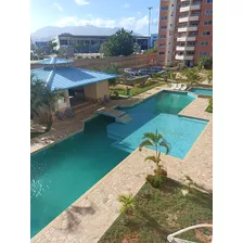 Apartamento Moderno Ubicado En Una De Las Mejores Zonas De La Isla. Playa El Angel