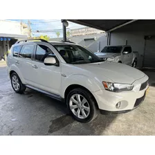 Mitsubishi Outlander 2.0 16v 160cv Aut. 