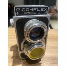 Câmera Fotográfica Antiga Ricohflex