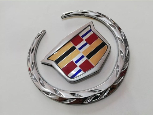 Emblema Parrilla Cadillac Escalade 2007 Al 2014 Foto 3