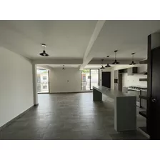 Venta Departamento En Excelente Ubicación, Equipado Y Con Am