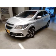 Chevrolet Onix Automatico