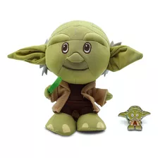 Star Wars Yoda Personaje De Peluche Estilizado Y Pin Esmalt.