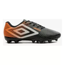 Botin Campo Umbro Warskin Hombre