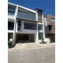 Casa En Venta, Zona Esmeralda, 3 Recámaras