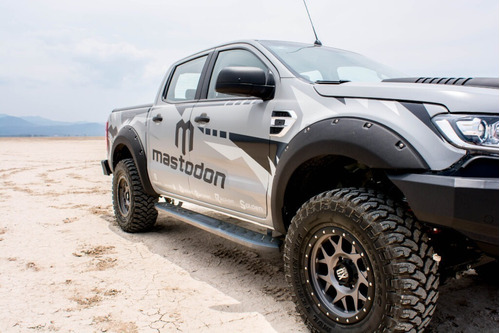 Estribos Raptor Toyota Tacoma 06-22+ Doble Cabina Mastodon Foto 6