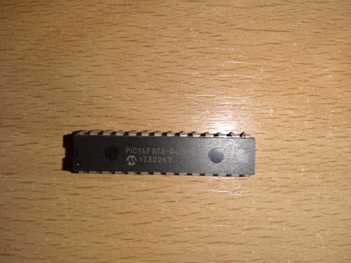 Microcontrolador Pic16f877a / Pic16f873-04