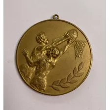 Medalha Dourada Basquete Com 4,8 Cm Diametro De 1977 