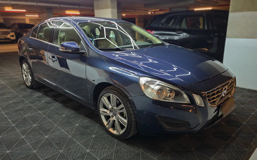 Volvo S60 1.6 T4 — foto 3 de 24