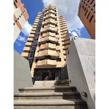 María José Castro Vende Apartamento Penthouse En Urbanización La Trigaleña Valencia