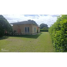 Se Vende Casa Vacacional En Safari Country Club Carabobo, Cuenta Con Piscina, Caney, Para El Disfrute De La Familia, Pozo Profundo. Dapo