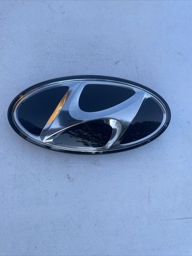 Emblema Parrilla Hyundai Sonata 2018-2019 Original Nuevo Foto 2