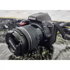 Camara Nikon D5500