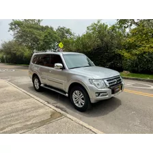 Mitsubishi Montero 2020