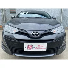 Toyota Yaris 1.3 16v Xl Live Multidrive 2021