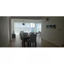 Apartamento De 2 Habitaciones En Juan Dolio, Primera Línea