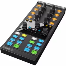 Native Instruments Traktor Kontrol X1 Mk2 / Controlador Para Dj / Digisolutions