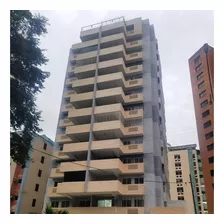 Apartamento En Las Chimeneas, Moderno A Estrenar, Equipado, Sin Amoblar. Alquila Olga Rojas