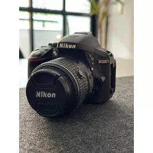 Câmera Nikon D5300 + 2 Lentes 18 55mm E 55 200mm