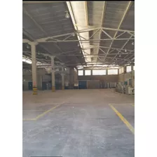 #1700 Galpón De 12000m2, Ubicado En Zona Industrial De Guatire.