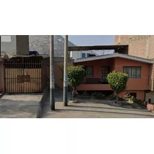 Remato Casa Familiar 5 Dormitorios Con Jardín Y Estacionamientos - Villa María Del Triunfo