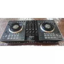 Controlador Dj Numark Ns7 Preto Da 2 Canais 100v/240v