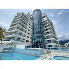 Apartamento En Venta En La Avenida Las Américas 24-21992 Yf 