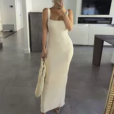 Elegante Vestido Maxi De Punto Ajustado Con Espalda Abierta