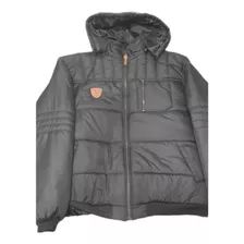 Campera Mountain Negra. Talle Xxl