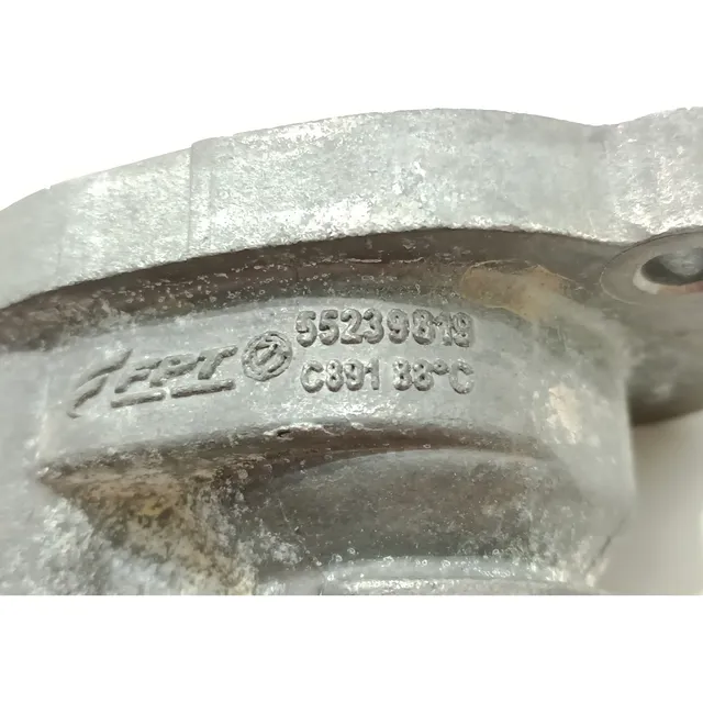 Carcaça Da Valvula Termostatica Fiat Fiorino 1.4 2020 3