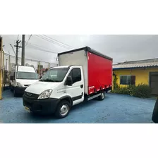 Iveco 35s14 Ano 2017 Bau Sider 