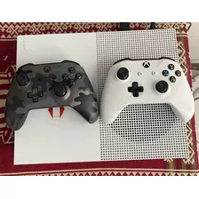 Xbox One S Con Dos Controles 