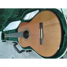 Guitarra Española Admira A25 + Estuche Skb 1skb-000