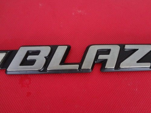 Emblema Chevrolet Blazer Original Usado. Foto 4